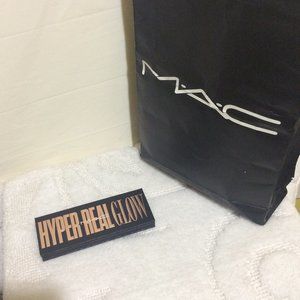 M.A.C Hyper Real Flash + Awe